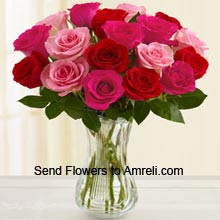 18 Red And Pink Roses In A Vase