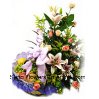 Basket Of 3 Kg (6.6 Lbs) Assorted Fresh Fruit Basket With Assorted Flowers